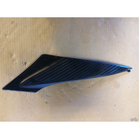 Coque sous reservoir gauche 600/750 GSXR 2011 à 2016