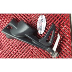 Platine arrière gauche Triumph 675 street triple 2007 à 2012 *