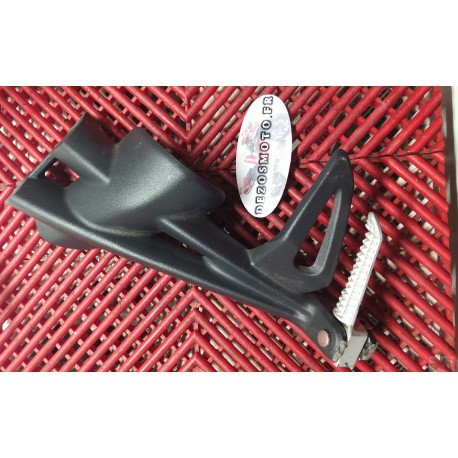Platine arrière gauche Triumph 675 street triple 2007 à 2012 *