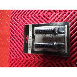 Cales pieds arrières Chaft noir SUZUKI