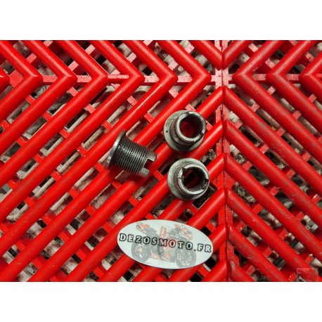 Centreurs d'Axes de fixation moteur Triumph 675 street triple 2007 à 2012
