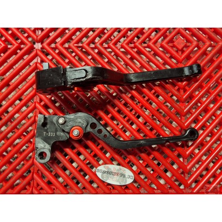 Leviers adaptables de Triumph 675 street triple 2007 à 2012