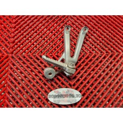 Platine arrière droite de R1 2002-2003