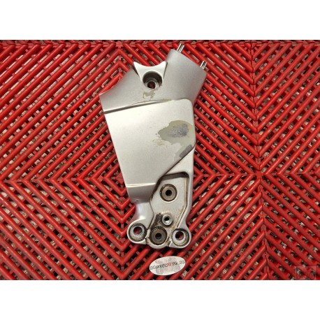 Support Platine avant gauche pour BT1100 Bulldog 01-07