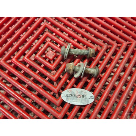 Vis de fixations pour silencieux pour BT1100 Bulldog 01-07
