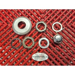 Ecrous de colonne de direction pour BT1100 Bulldog 01-07