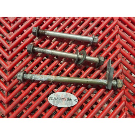 Vis de fixations moteur pour BT1100 Bulldog 01-07