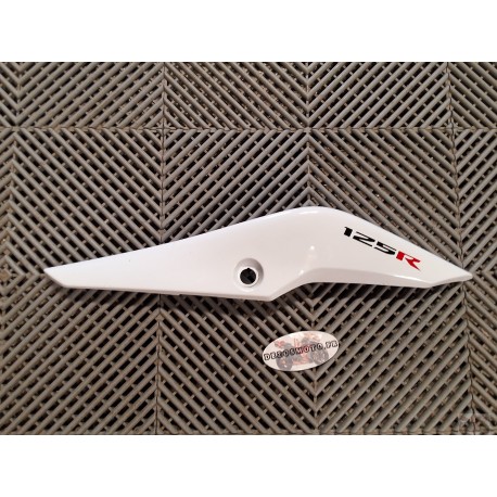 Carénage arrière gauche de CBR 125 R 11-16 