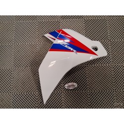 Flan de carénage droit CBR 125 R 11-16 