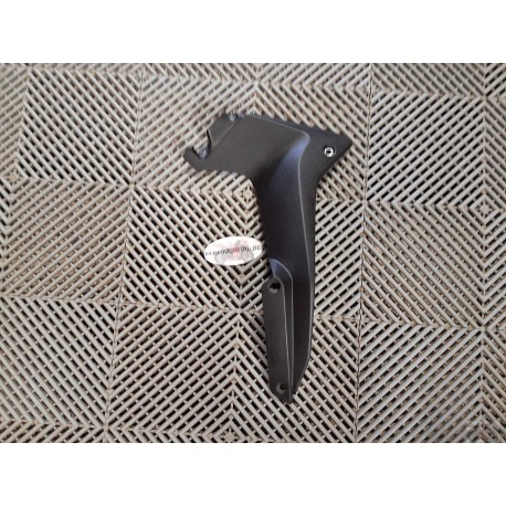 Extension de Flan de carénage gauche CBR 125 R 11-16 