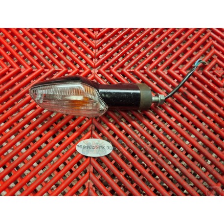 Clignotant avant droit CBR 125 R 11-16 