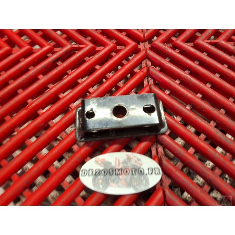 Support avant de reservoir CBR 125 R 11-16 