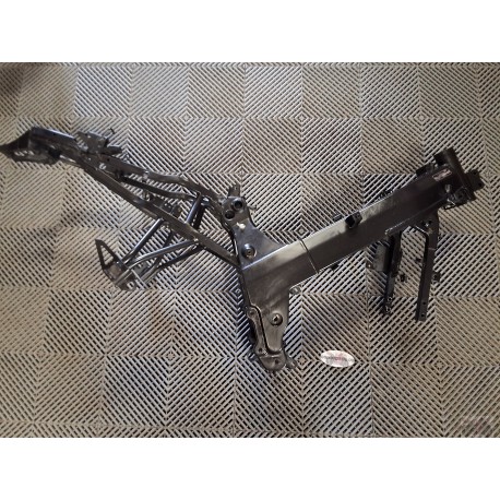 Cadre carte grise CBR 125 R 11-16 