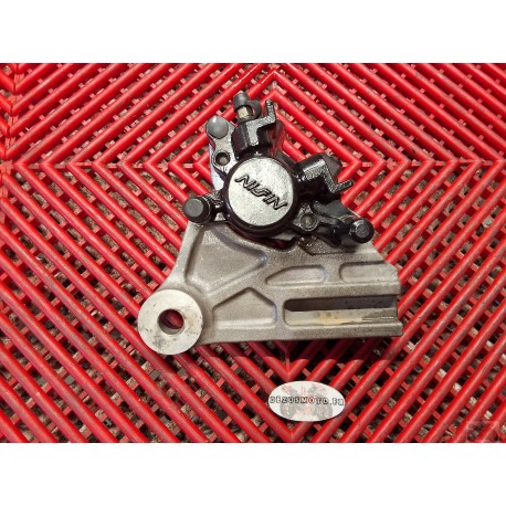 Etrier de frein arrière + support CBR 125 R 11-16 