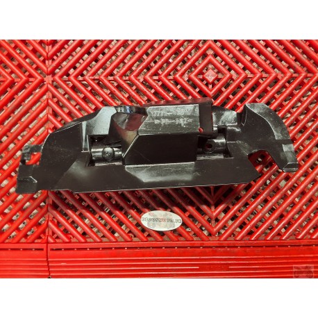 cache plastique 650 SV *