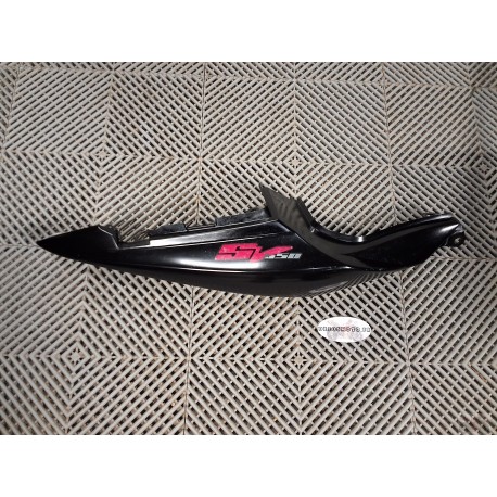 Coque arrière droite noire 650 SV 2008