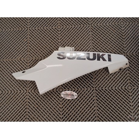 Bas de flan de carenage droit 1000 GSXR 07-08