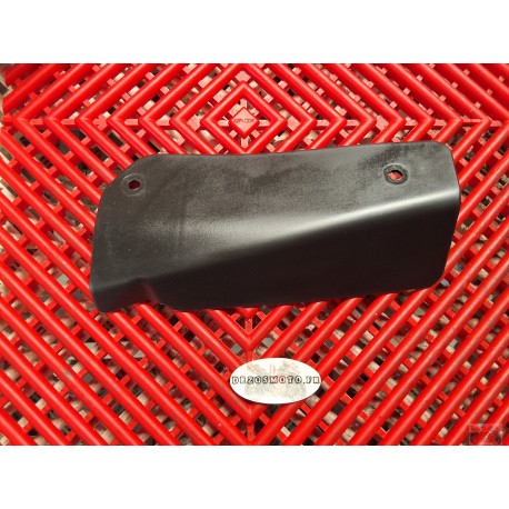 Ecope de radiateur droite de 502 TRK 16-22