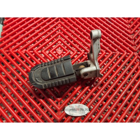 Platine repose pied avant gauche de 502 TRK 16-22
