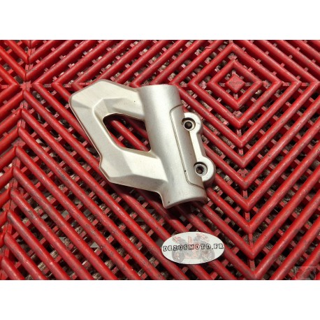 Pare botte avant gauche de 502 TRK 16-22