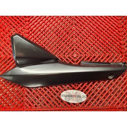 Cache lateral gauche 650 Bandit 07-08