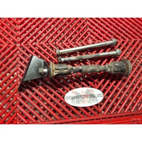 Fixations moteur de 650 Bandit 07-08