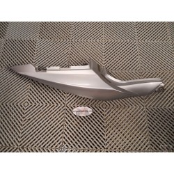 Coque arrière droite 650 SV gris clair