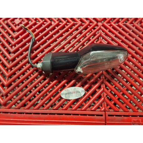Clignotant avant gauche CBR 125 R 11-16 *