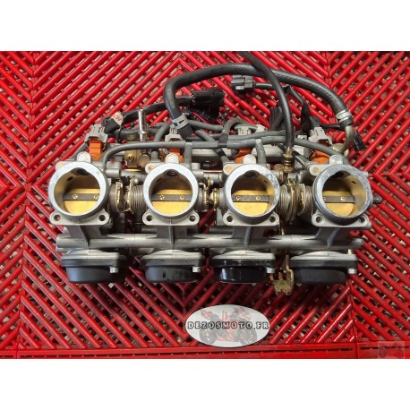 Rampe d'injection pour R1 2002-2003 *