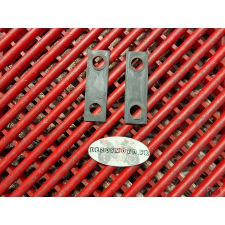 Caoutchoucs sur araignée CBR 125 R 11-16 