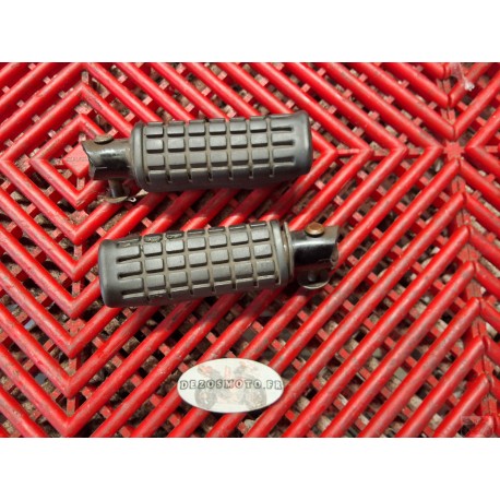 Cales pieds arrières CBR 125 R 11-16 