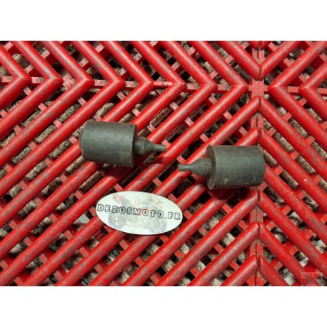 Tampons sous reservoir de 600 et 750 GSXR 04/05