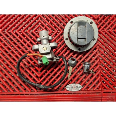 Kit serrures + clé pour 650 sv 2003