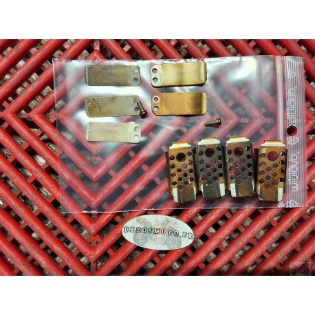 Clapets d'admission de R1 2004-2006