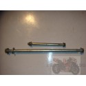 Axes de fixation pour 600 Hornet 07-10