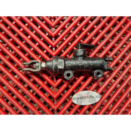 Maître cylindre de frein arrière grippé ZX10R 2008 à 2010