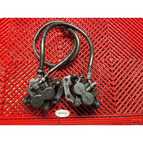 Etriers de frein avant avec durites ER6 06-08