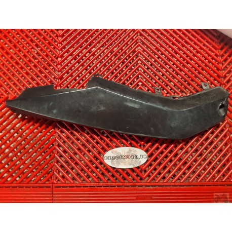 Coque arrière droite KTM 125 Duke 11-16 *