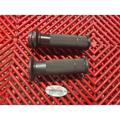 Poignées de guidon KTM 125 Duke 11-16 *