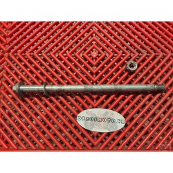 Axe de roue arrière de KTM 125 Duke 13-16 *