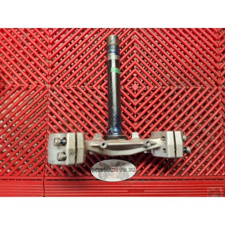 Té de fourche inférieur de KTM 125 Duke 11-16 