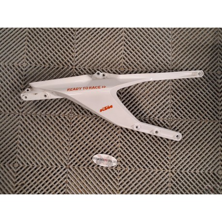 Boucle arrière droite pour 690 Duke 2016--2019