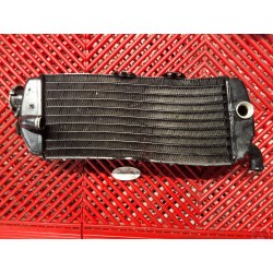 Radiateur droit pour 640 Duke II 98-07 *