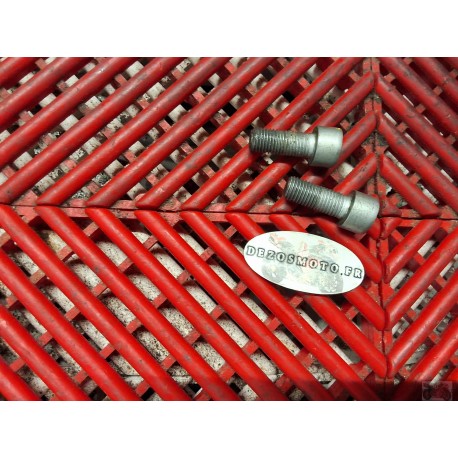 Vis d' étrier de frein avant pour 640 Duke II 98-07