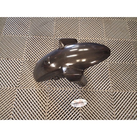 Garde boue avant carbone pour MT09 13-16 *