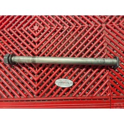 Axe de roue arrière MT09 2013-2016