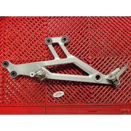 Platine repose pied gauche Ducati 620 Monster 2002-2006