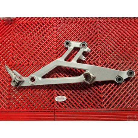 Platine repose pied cDucati 620 Monster 2002-2006