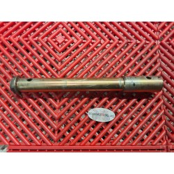 Axe de roue avant Ducati 620 Monster 2002-2006