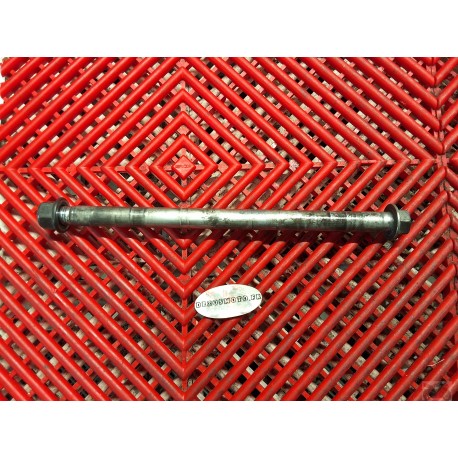 Axe de roue arrière pour MT125 2014-2019